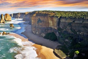 爱游戏中国官方登录入口网站-卡塔尔女篮在亚洲预赛中表现优异，冲击奥运会