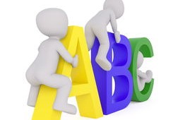 爱游戏app-德甲裁判使用语义模型识别“潜在挑衅性语言”的警告机制