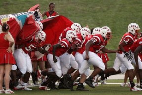 爱游戏在线登录入口-全国青少年长跑赛在南京掀起跑步热潮，青少年长跑标准