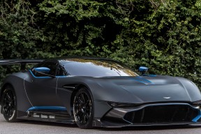 中国足球联赛加强赛场秩序和安全管理，足球联赛规定