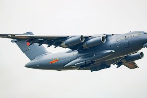 AYX SPORTS-女篮国家队集中训练注重传导球战术提升效率，篮球女队训练方法