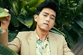 爱游戏登录入口-三人协作拉动全队推进节奏，三人配合