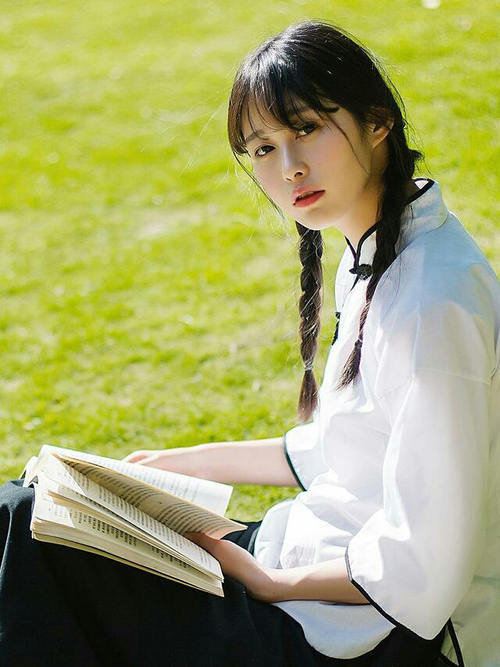 李恩:全黑队进攻的中坚力量,灵活跑位撕开防线,李恩采访视频